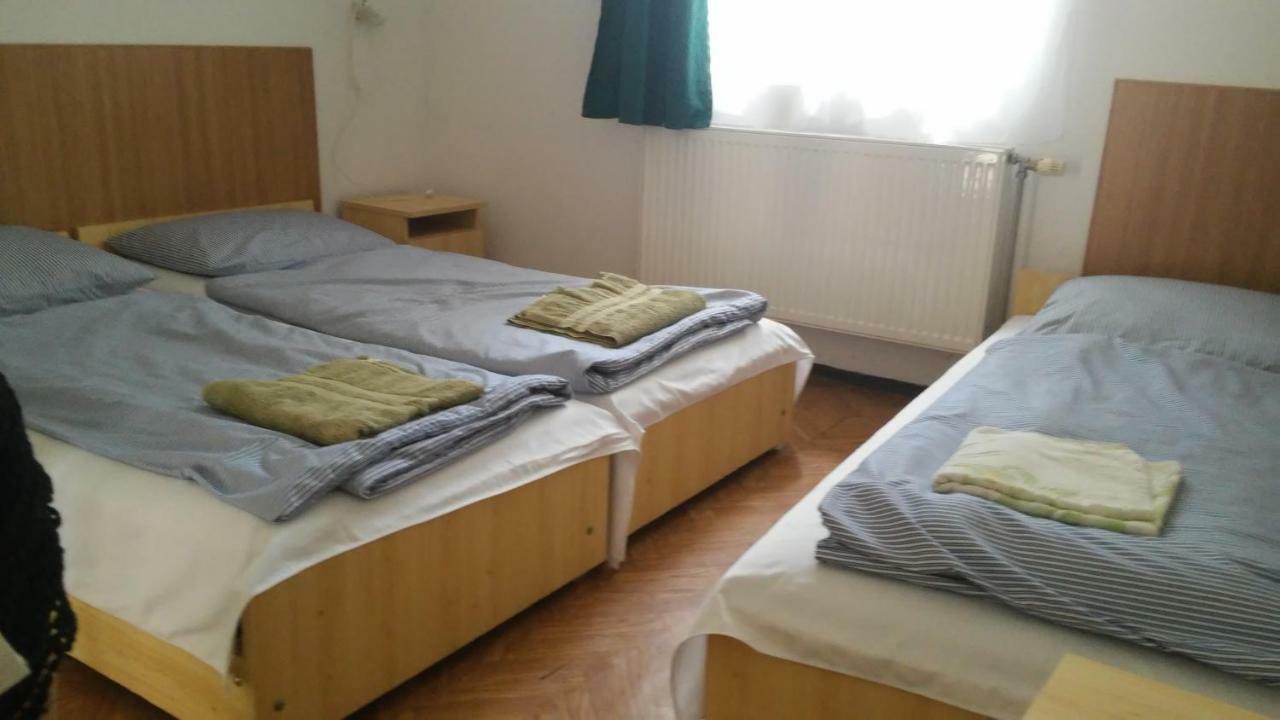 Vadasa Motel Es Etterem Hegyhátszentjakab 외부 사진