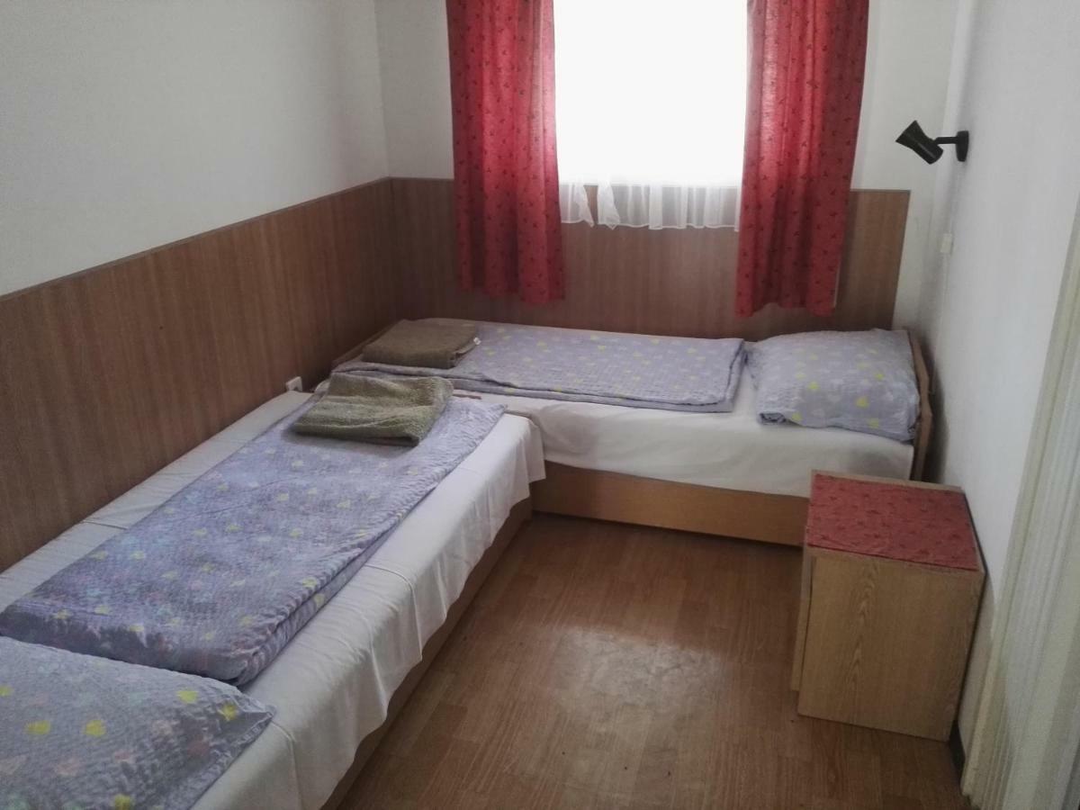 Vadasa Motel Es Etterem Hegyhátszentjakab 외부 사진